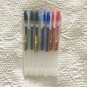 Bundle of 7 MUJI Pens Gel Pens 0.38 mm, Red, Black, and Blue